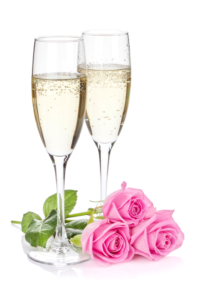 Roses & Champagne Proving Extremely Popular For Valentine’s Day 2022